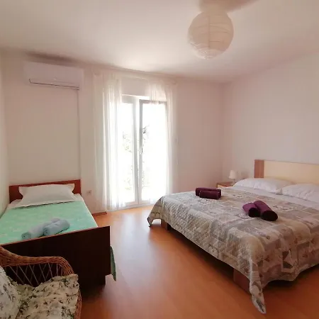 Porat Apartman *